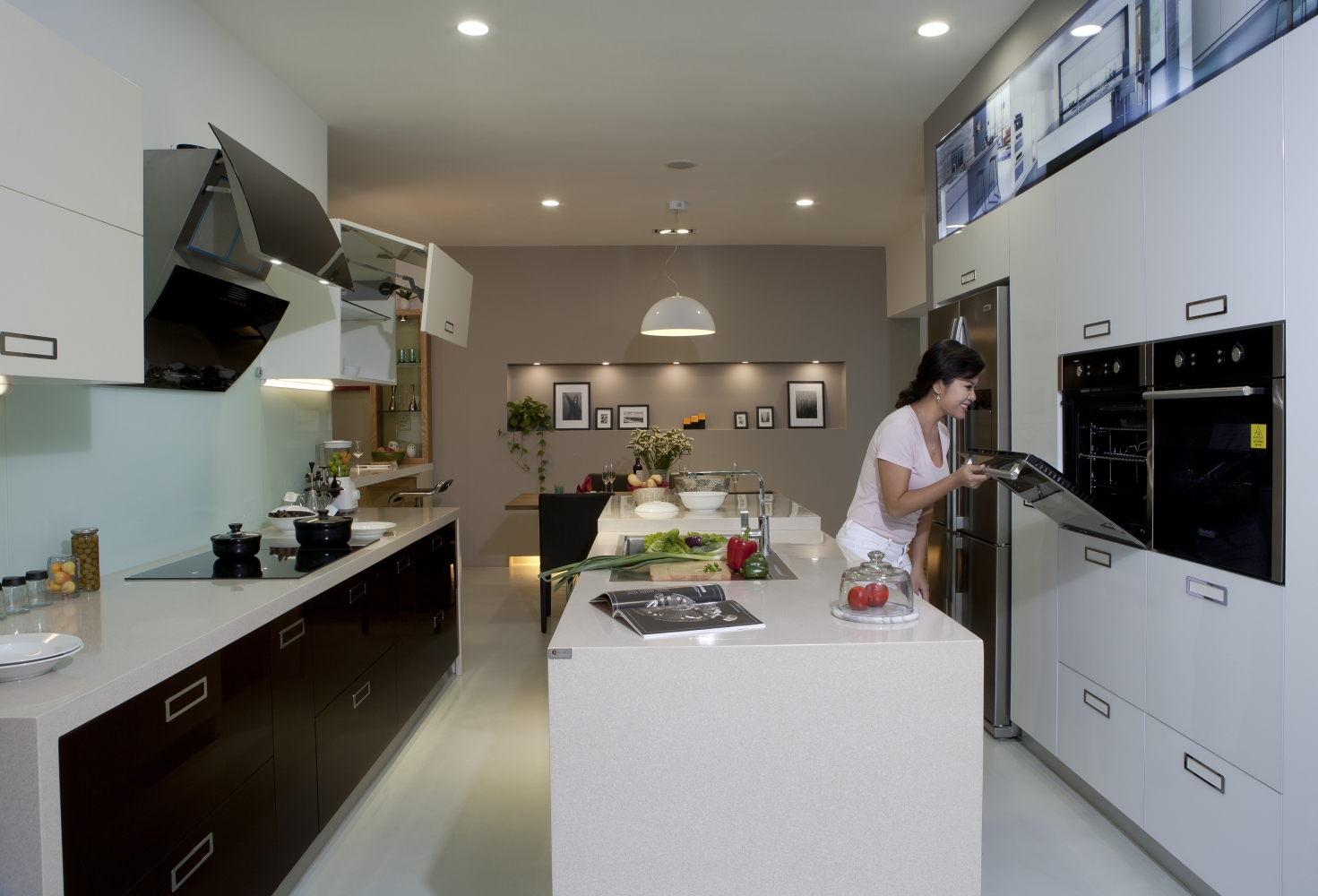 Bsmart Kitchen Yen Hoa the most impressive showroom kitchen in