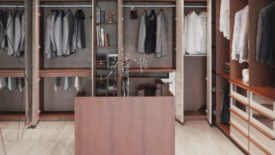 Phòng Thay Đồ - Dấu Ấn Sang Trọng cho Tầng Lớp Thượng Lưu